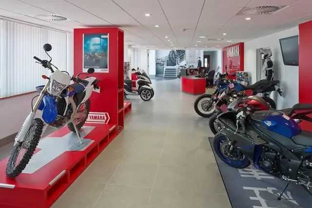 India's Motorcycle Makers Revving Up Global Dominance